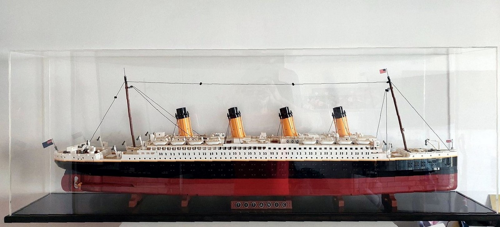kryt na LEGO model Titanic
